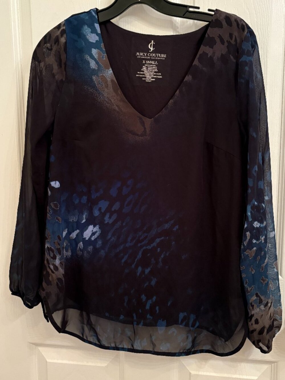 Juicy Couture Lined Sheer Chiffon Black /Blue Abstract Leopard Print V Neck XS